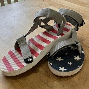 Atika Outdoor Sandals
